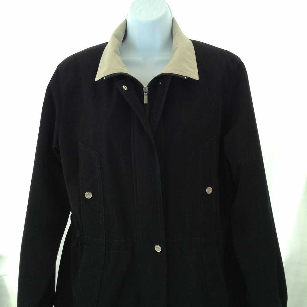 St. John's Bay Black & Beige Full Zip Jacket